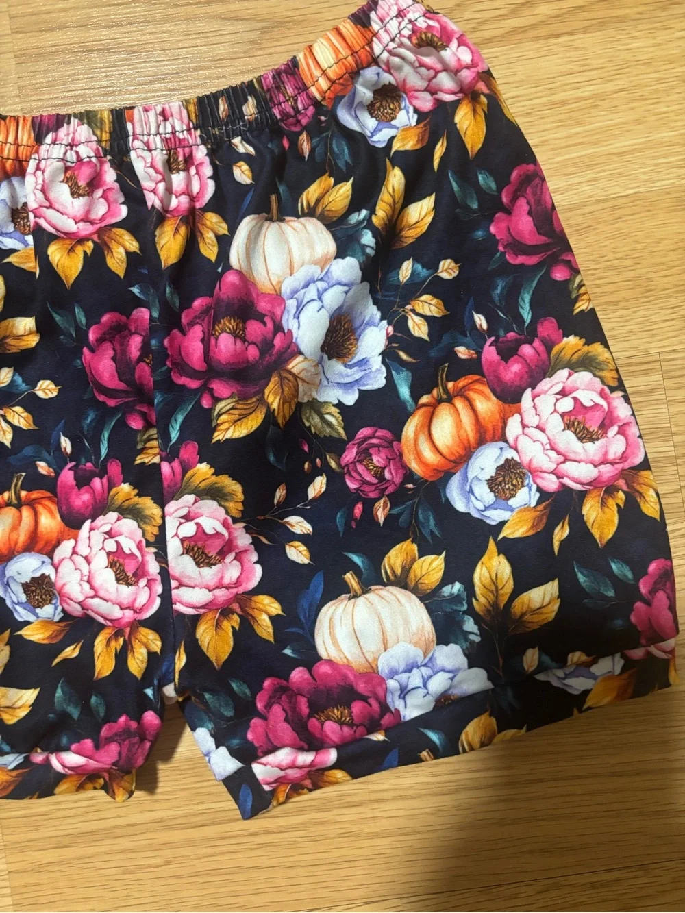 “Makena Lane” 2pc set size 12 in excellent condition